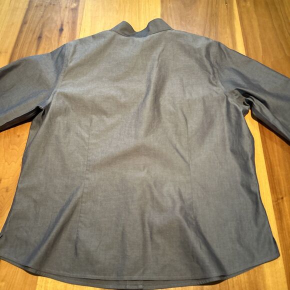 Orvis Women’s Button Up Shirt. 16. Fitted. Long Sleeve. Mock Collar Wrinkle Free - Picture 3 of 11